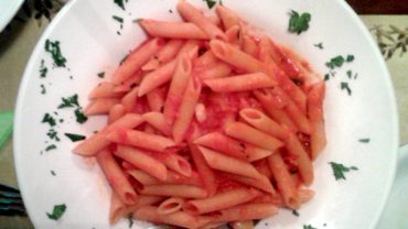 Penne in sos picant